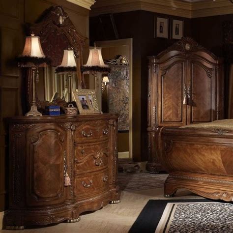 Olindes Bedroom Furniture